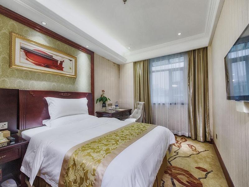 Vienna 3 Best Hotel Wuhan Taibei Road Екстер'єр фото